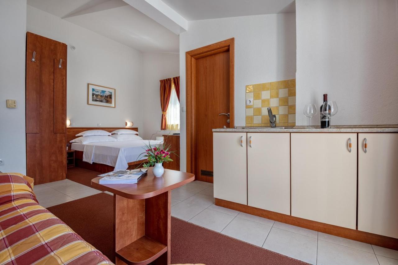 Hotel Posejdon Neum Exteriör bild