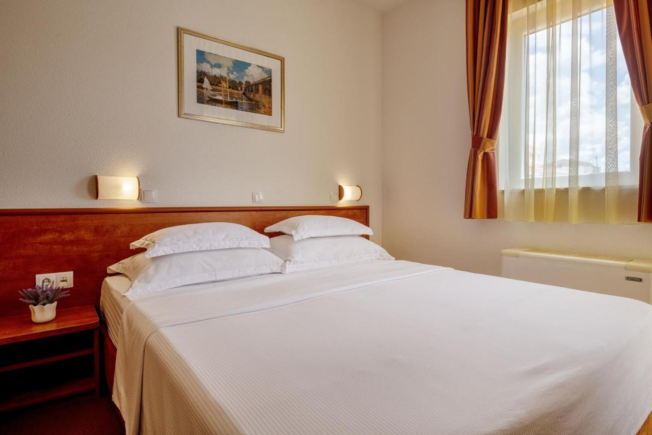Hotel Posejdon Neum Exteriör bild
